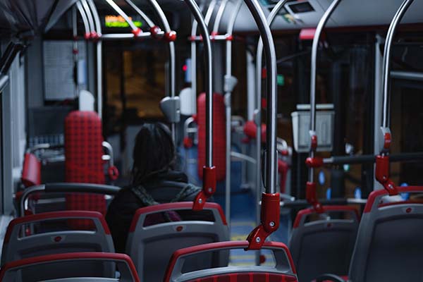 derechos de los viajeros en autobús urbano